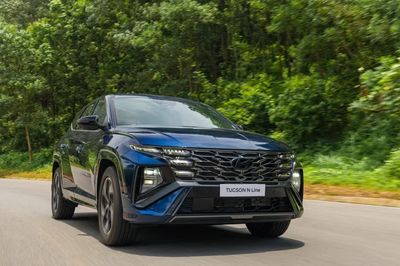 Thị trường ô tô Việt đón tín hiệu tích cực, xe hybrid tăng tốc