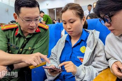 Gần 500 sinh viên Đại học An Giang tham gia chiến dịch làm sạch dữ liệu