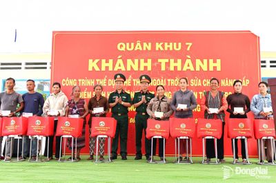 Hoạt động dân vận thiết thực của Quân khu 7 ở Sông Ray