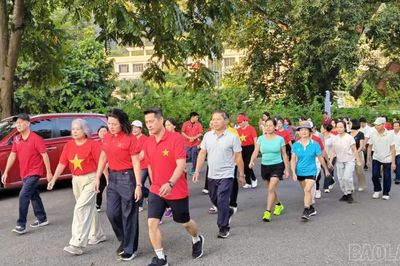 Phường Lào Cai, xã Mù Cang Chải: Đi bộ, chạy đồng hành hưởng ứng phong trào rèn luyện thể thao