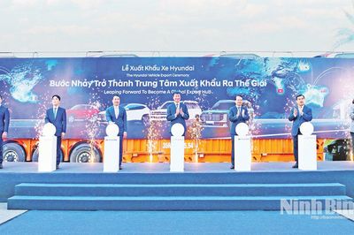 Cộng đồng doanh nghiệp chung sức xây dựng quê hương đổi mới