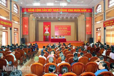 Xã Khánh Nhạc tổ chức đối thoại giữa lãnh đạo xã với cán bộ, hội viên, đoàn viên và Nhân dân