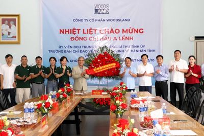 Đồng chí Bí thư Tỉnh ủy Hầu A Lềnh: Đồng hành và tạo đà cho doanh nghiệp phát triển bền vững