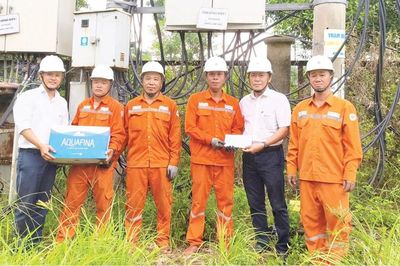 Người thợ điện luôn nhận phần việc khó