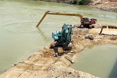 Cần làm rõ việc tận thu, sử dụng cát, sỏi lòng sông