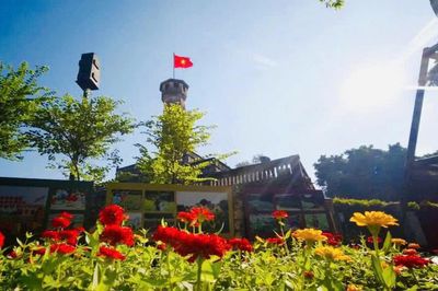 Hà Nội rực rỡ cờ hoa chào mừng 72 năm Ngày Giải phóng Thủ đô