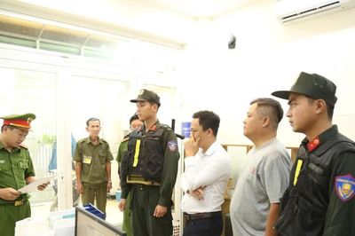 Khởi tố 5 vụ án, bắt 21 bị can gian dối trong quan trắc môi trường