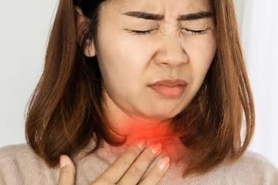 Viêm họng do virus và vi khuẩn khác nhau thế nào?