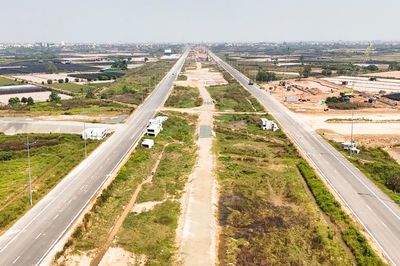 Diện mạo đường song hành Vành đai 4 qua Hà Nội thông xe kỹ thuật ngày 10/10