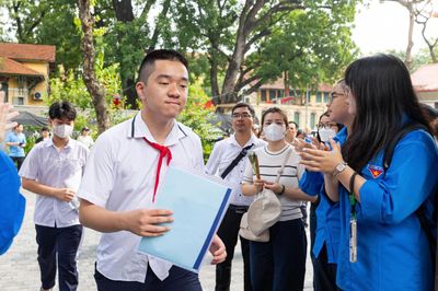 Thi lớp 10 công lập '2 hay 3 môn': Đừng nhầm tuyển sinh với đánh giá toàn diện