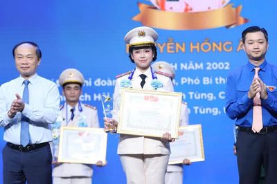 Tôn vinh những người chọn cách sống đẹp lặng thầm mà bền bỉ