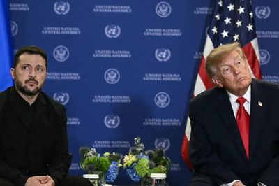 Ông Trump nói Ukraine nên có tổng thống mới