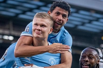 Man City giành chiến thắng lịch sử tại Anfield