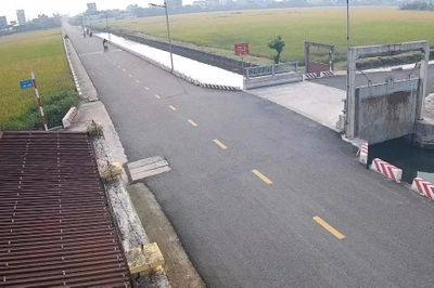 Người đàn ông 67 tuổi tử vong khi cứu hai cháu bé ngã xuống kênh ở Ninh Bình