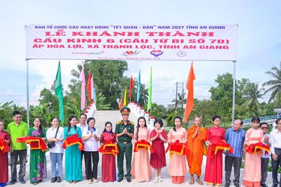 Khánh thành cầu Kênh 6 trị giá 632 triệu đồng, thắm tình quân dân