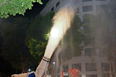 Hà Nội: Tiếp tục chạy xe phun sương dập bụi trong Vành đai 1