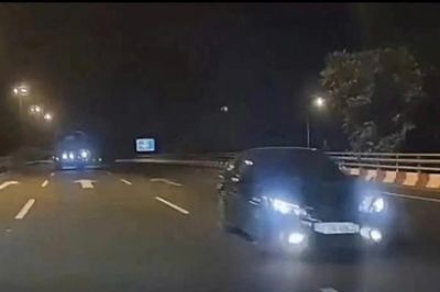 Lái xe đi ngược chiều đường trên Đại lộ Thăng Long bị xử phạt