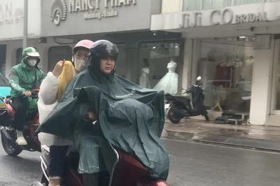 Mưa lớn diện rộng tại nhiều khu vực trên cả nước