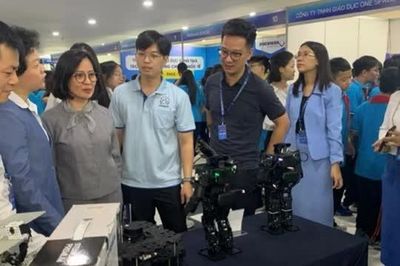 Hà Nội tìm cách đưa robot 'Make in Vietnam' ra thị trường