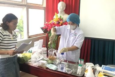 Phát hiện thực phẩm có nguy cơ gây hại sức khỏe, địa phương phải xử lý ngay