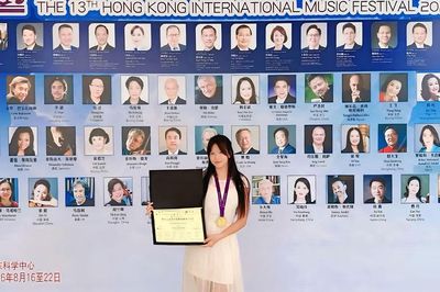 Nữ sinh Nguyễn Thị Thu Hà chinh phục giải Vàng piano quốc tế