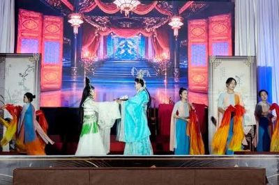 Sinh viên Đồng Tháp công diễn vở cải lương tuồng cổ 'Đường về San Hậu'