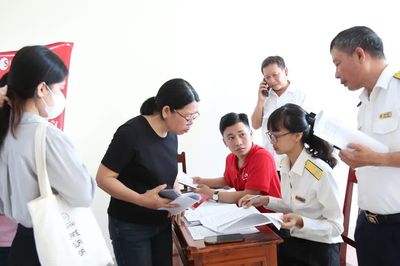 Thuế cơ sở 1 công khai số điện thoại đường dây nóng và điểm hỗ trợ người nộp thuế