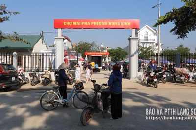 Ngày đầu đưa chợ Mai Pha vào hoạt động