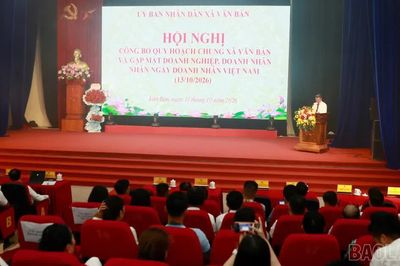 Văn Bàn công bố quy hoạch chung đến năm 2035 và gặp mặt doanh nghiệp, nhà đầu tư