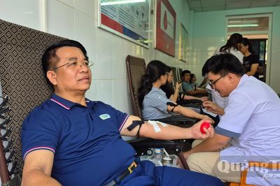 Lan tỏa 'Giọt hồng doanh nhân' năm 2026