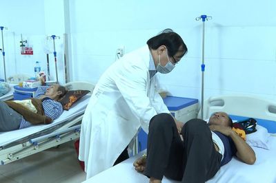 Vụ hàng chục người ngộ độc sau ăn bánh mỳ ở Quảng Ngãi: Công an vào cuộc điều tra