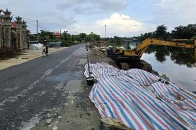 Quảng Trị: Dự án khắc phục khẩn cấp sạt lở bờ sông Vĩnh Định đang triển khai thế nào?