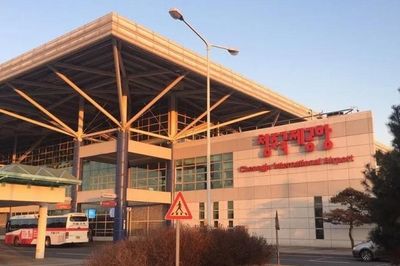 Cháy pin sạc dự phòng trên máy bay ở Hàn Quốc, 43 hành khách bỏ chuyến