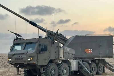 Israel gấp rút cung cấp pháo tự hành Sigma 155 Roem mới nhất cho đối tác Đông Nam Á