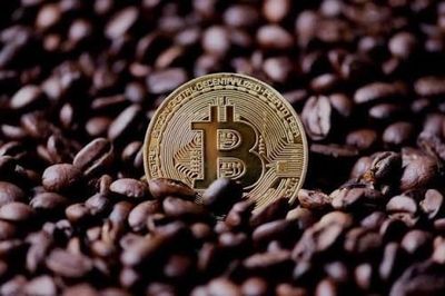 Điều gì xảy ra khi Bitcoin có thể mua cà phê?