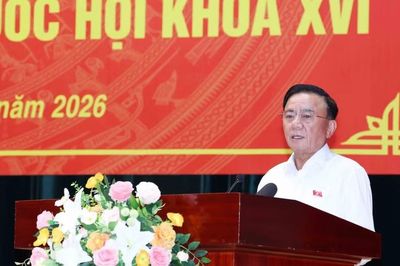 Thường trực Ban Bí thư Trần Cẩm Tú tiếp xúc cử tri tại Đà Nẵng