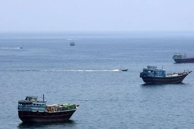 Iran không hài lòng với phản hồi của Mỹ về điều kiện mở lại Eo biển Hormuz - Tehran kiên quyết bảo vệ công nghệ hạt nhân nội địa
