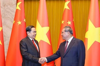 [Ảnh] Chủ tịch Quốc hội Trần Thanh Mẫn hội kiến Thủ tướng Trung Quốc Lý Cường