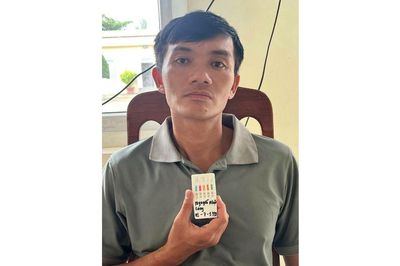 Đạo chích sa lưới