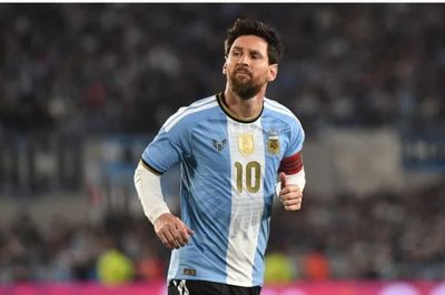 Cựu Chủ tịch Barca bất ngờ chỉ trích Messi