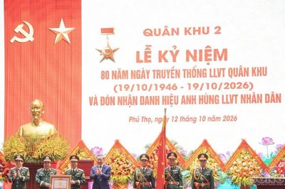 Quân khu 2 đón nhận danh hiệu Anh hùng: Hun đúc truyền thống 'trung thành, tự lực, đoàn kết, anh dũng, chiến thắng'