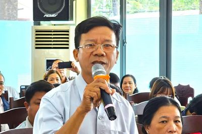 Cử tri Đắk Lắk kiến nghị sửa đường, làm kè, gỡ vướng vùng hoạt động của tàu cá