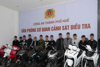 Huế khởi tố 15 đối tượng trong vụ hỗn chiến trên đường phố