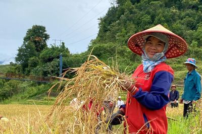 Cán bộ xã chấp nhận 'kiểm điểm', không chạy theo thành tích giảm nghèo