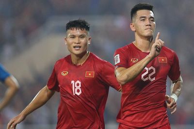 Tuyển Việt Nam: Tiến Linh không xuất sắc vẫn sáng cửa trở lại