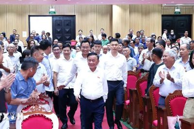 Thường trực Ban Bí thư tiếp xúc cử tri tại Đà Nẵng