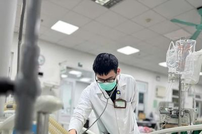 Nhiều người mắc cúm A nhập viện diễn biến nặng, suy hô hấp nhanh