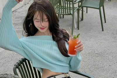 Vòng eo nhỏ khó tin của Hoa hậu Thanh Thủy