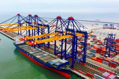 S&I Ratings: Tăng trưởng GDP quý III bứt phá, xuất siêu 1,27 tỷ USD sau 9 tháng nhập siêu liên tiếp
