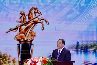 Phó Thủ tướng Phạm Gia Túc: Doanh nhân phải dám nghĩ lớn, đặt tầm nhìn dài hạn